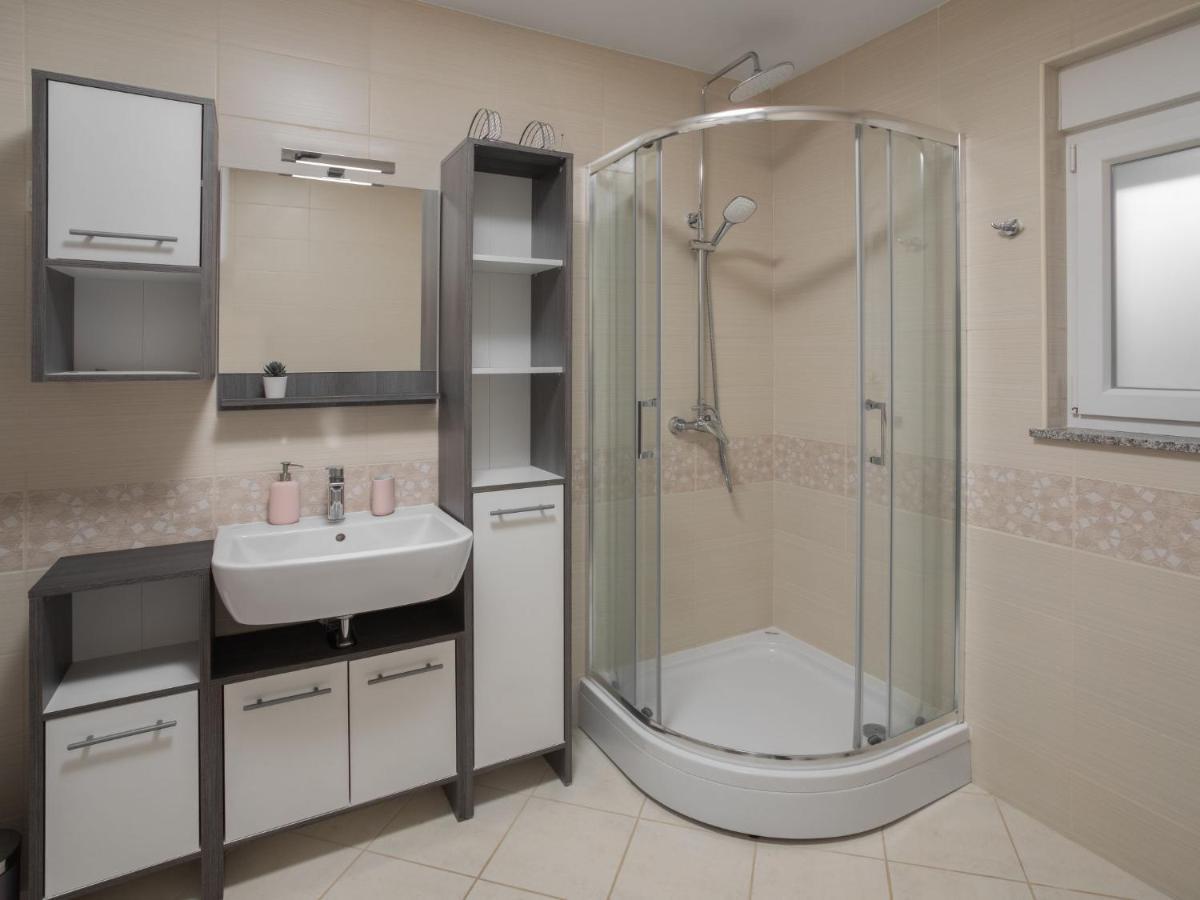 Holiday Home Lavendel - Mlk159 By Interhome Dobrinj Kültér fotó