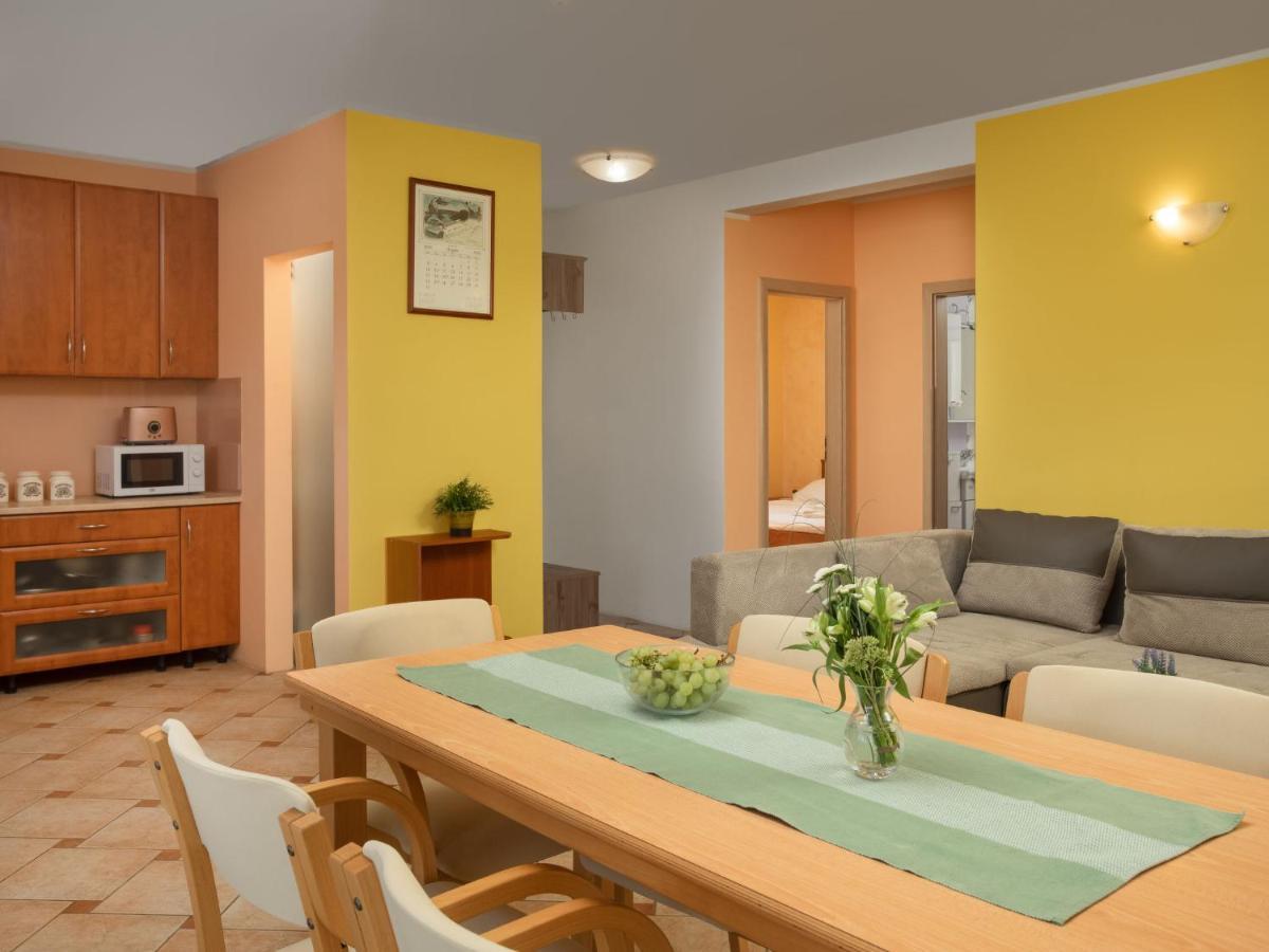 Holiday Home Lavendel - Mlk159 By Interhome Dobrinj Kültér fotó